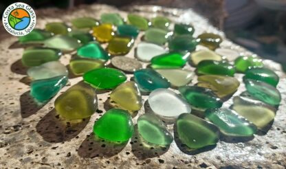 40 colourful Spanish sea glass pieces - Image 2