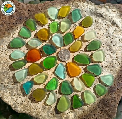 42 colourful Spanish sea glass pieces - Image 3