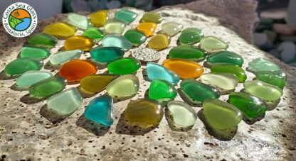 42 colourful Spanish sea glass pieces - Image 2