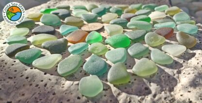 60 colourful Spanish sea glass pieces - Image 4